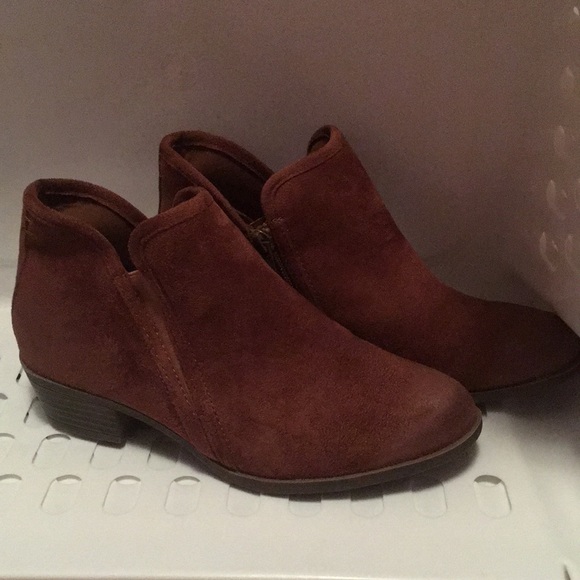 Booties - Picture 3 of 3